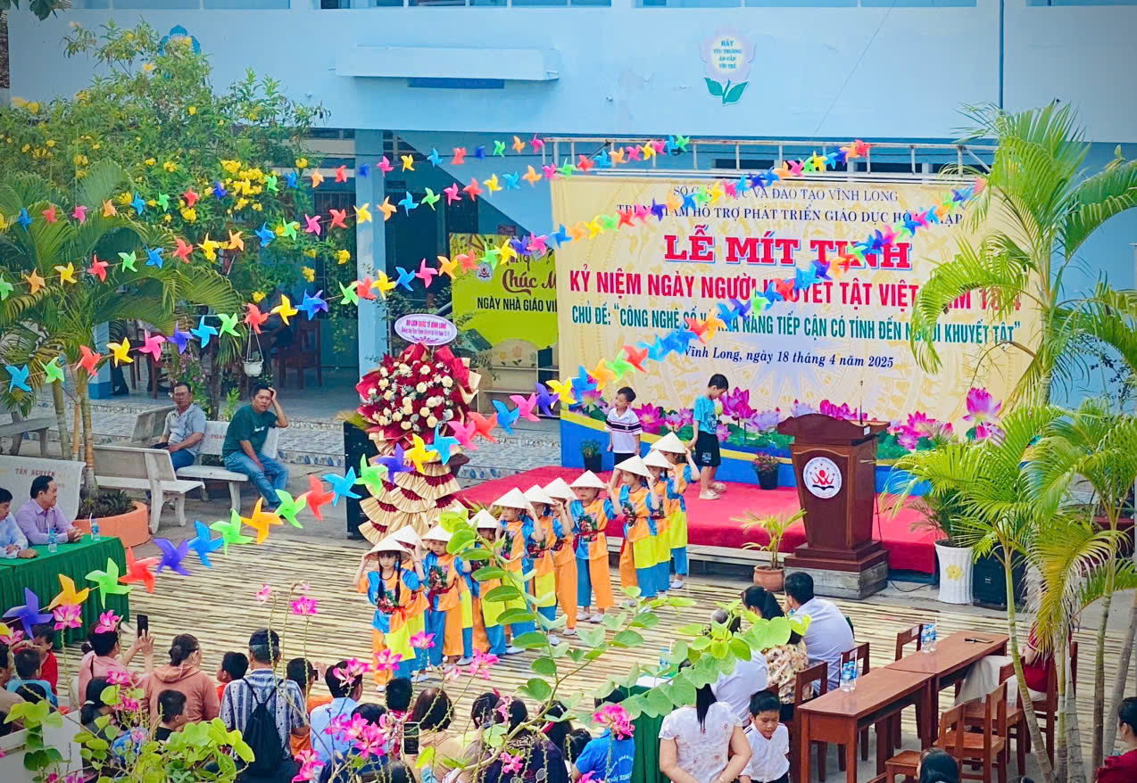 Mittinh hưởng ứng Ngày Người Khuyết tật Việt Nam 18/4 với chủ đề "Công nghệ số và khả năng tiếp cận có tính đến ngƣời khuyết tật"